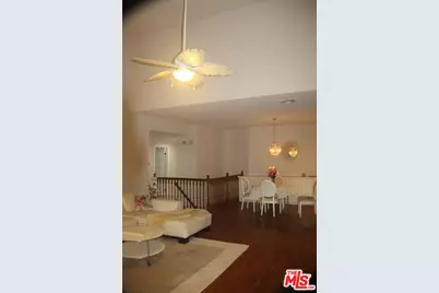 10630 Eastborne Ave #306, Los Angeles, CA 90024 - Photo 12