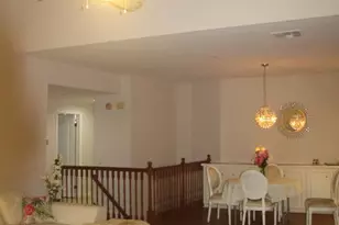 10630 Eastborne Ave, Los Angeles, CA 90024 - Photo 12