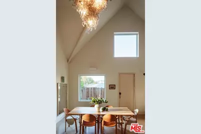 1000 Myra Ave, Los Angeles, CA 90029 - Photo 8