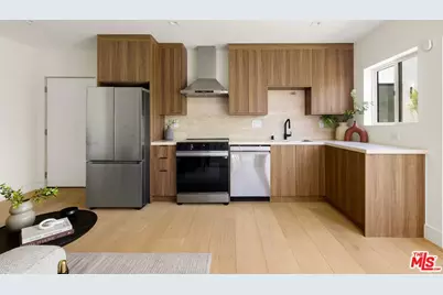 1120 S Lucerne Blvd, Los Angeles, CA 90019 - Photo 24