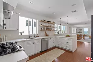 11801 Avon Way, Los Angeles, CA 90066 - Photo 2