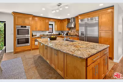 3470 Cabrillo Blvd, Los Angeles, CA 90066 - Photo 8