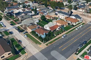 9819 S Hoover St, Los Angeles, CA 90044 - Photo 32