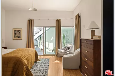 1076 Palms Blvd, Venice, CA 90291 - Photo 10