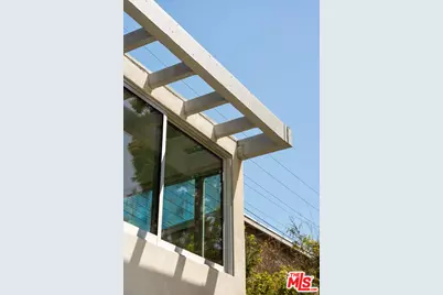 1076 Palms Blvd, Venice, CA 90291 - Photo 20