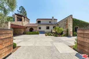 976 N Alpine Dr, Beverly Hills, CA 90210 - Photo 2