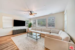 25151 Golden Maple Dr, Santa Clarita, CA 91387 - Photo 6