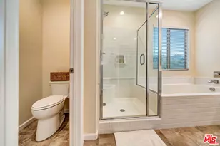 25151 Golden Maple Dr, Santa Clarita, CA 91387 - Photo 28