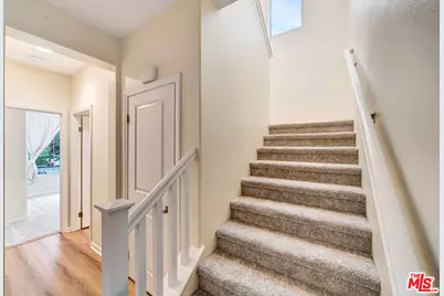 25151 Golden Maple Dr, Santa Clarita, CA 91387 - Photo 22