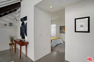 803 Wilcox Ave, Los Angeles, CA 90038 - Photo 16