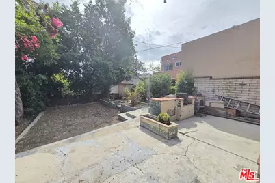 1330 Keniston Ave, Los Angeles, CA 90019 - Photo 4