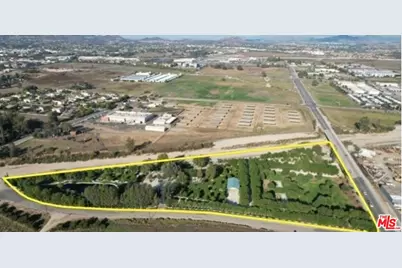 25590 Washington Ave, Murrieta, CA 92562 - Photo 2
