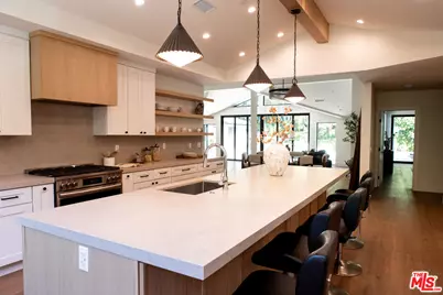 3436 Longridge Ave, Los Angeles, CA 91423 - Photo 4