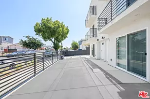 636 W 76th St, Los Angeles, CA 90044 - Photo 12