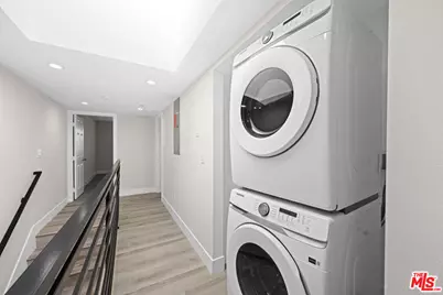 636 W 76th St, Los Angeles, CA 90044 - Photo 36