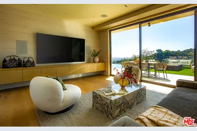 1511 Skylark Ln, Los Angeles, CA 90069 - Photo 24