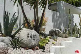9451 Hidden Valley Pl, Beverly Hills, CA 90210 - Photo 8