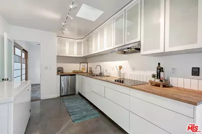 2211 Ashland Ave, Santa Monica, CA 90405 - Photo 34