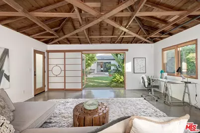 2211 Ashland Ave, Santa Monica, CA 90405 - Photo 32