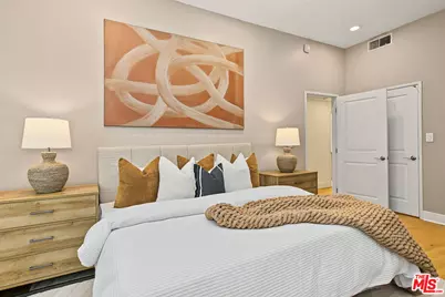 839 Larrabee St #2, West Hollywood, CA 90069 - Photo 22