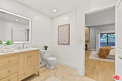 839 Larrabee St #2, West Hollywood, CA 90069 - Photo 24