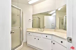 200 S La Fayette Park Pl, Los Angeles, CA 90057 - Photo 10
