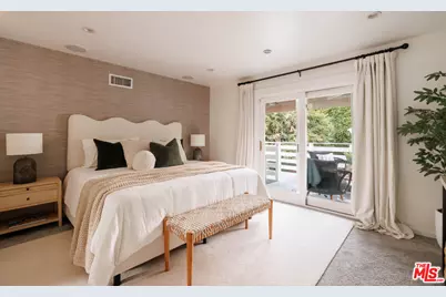 4176 Klump Ave, Studio City, CA 91602 - Photo 14