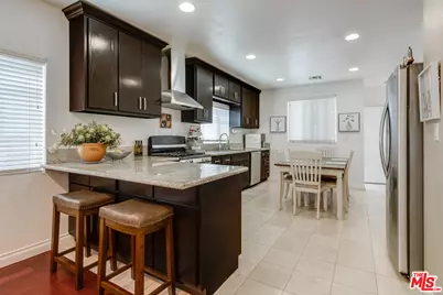 1245 S Muirfield Rd, Los Angeles, CA 90019 - Photo 22