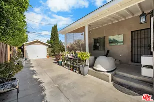 1245 S Muirfield Rd, Los Angeles, CA 90019 - Photo 26