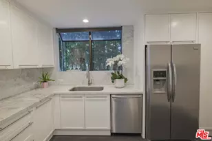 9033 Vista Grande St, West Hollywood, CA 90069 - Photo 10