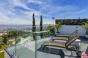 9270 Kinglet Dr, Los Angeles, CA 90069 - Photo 28