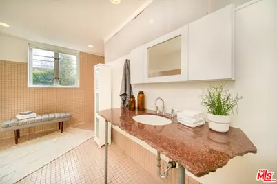 46 Rose Ave, Los Angeles, CA 90291 - Photo 24