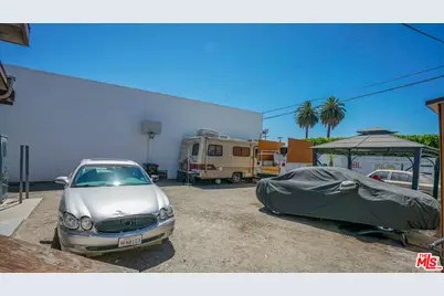 3430 W Slauson Ave, Los Angeles, CA 90043 - Photo 8