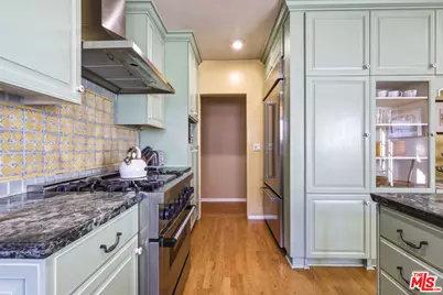 1611 Ard Eevin Ave, Glendale, CA 91202 - Photo 18