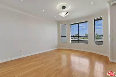 4443 Ventura Canyon Ave #304, Sherman Oaks, CA 91423 - Photo 36