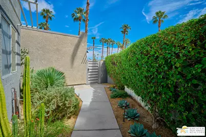 671 Dunes Ct, Palm Springs, CA 92264 - Photo 6