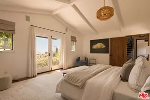 8148 Mannix Dr, Los Angeles, CA 90046 - Photo 14