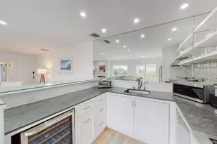 22626 Pacific Coast Hwy, Malibu, CA 90265 - Photo 6