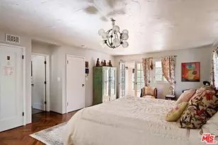 2556 Aberdeen Ave, Los Angeles, CA 90027 - Photo 44