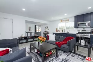 5409 Fallbrook Ave, Los Angeles, CA 91367 - Photo 40