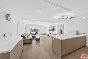 321 S Oxford Ave, Los Angeles, CA 90010 - Photo 2