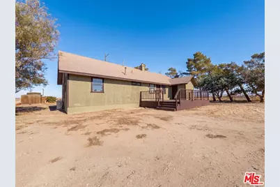 2359 100th St, Rosamond, CA 93560 - Photo 18