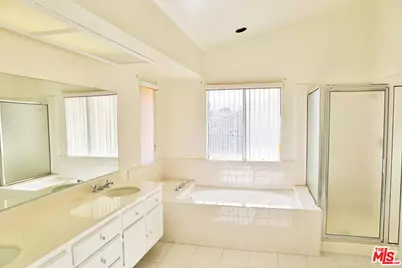 3112 Caminito Ln, Palmdale, CA 93550 - Photo 36