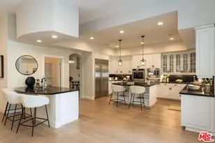 14985 Valley Vista Blvd, Los Angeles, CA 91403 - Photo 22
