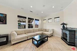 28035 Linda Ln, Santa Clarita, CA 91350 - Photo 4