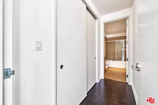 801 S Grand Ave, Los Angeles, CA 90017 - Photo 12