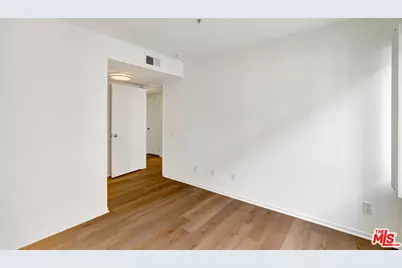 1144 12th St #307, Santa Monica, CA 90403 - Photo 22
