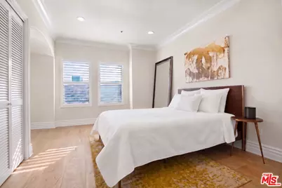 10618 Woodbridge St #304, Toluca Lake, CA 91602 - Photo 18