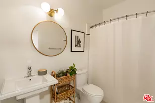 1539 Greenfield Ave, Los Angeles, CA 90025 - Photo 32