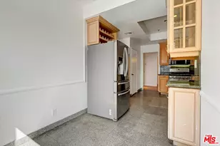 1140 Alta Loma Rd, West Hollywood, CA 90069 - Photo 18